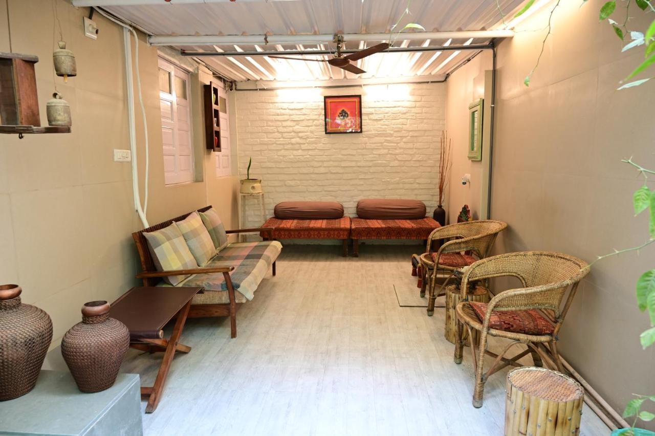 Srinekatan Heritage Villa Homestay Ахмедабад Екстериор снимка