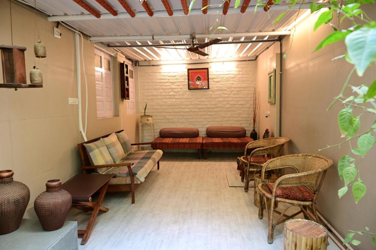 Srinekatan Heritage Villa Homestay Ахмедабад Екстериор снимка