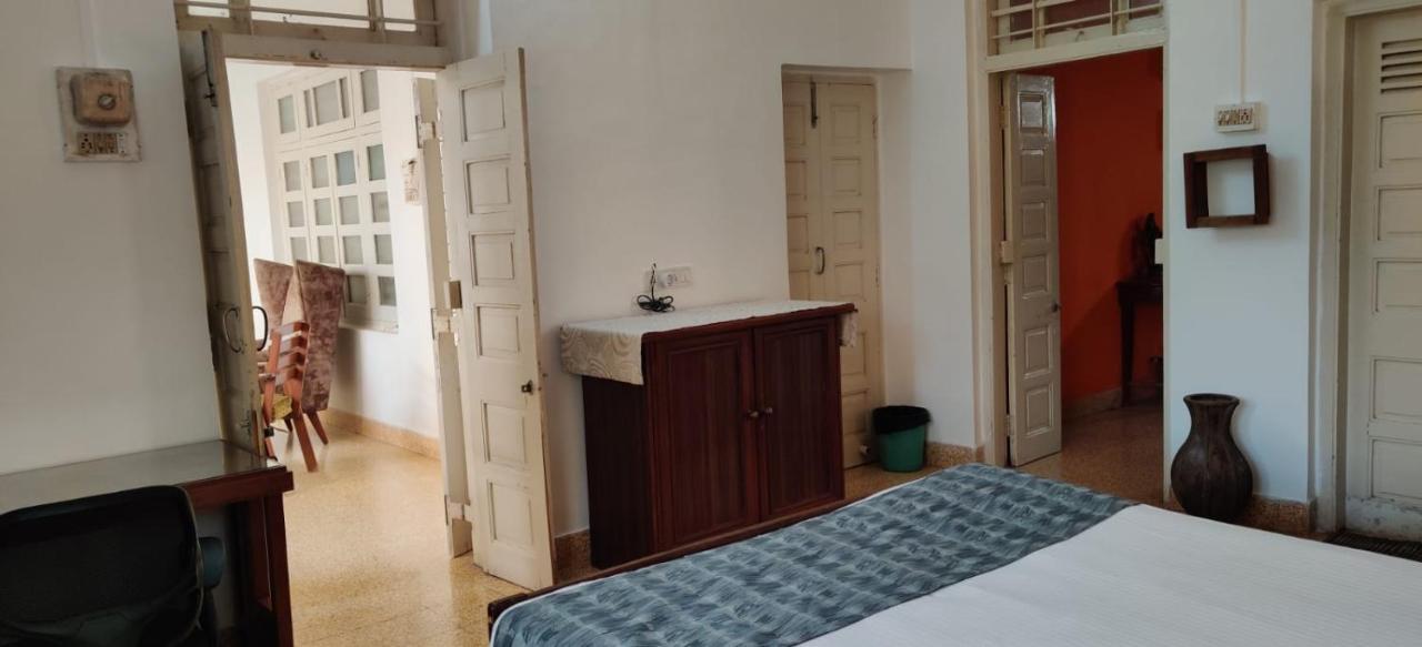 Srinekatan Heritage Villa Homestay Ахмедабад Екстериор снимка