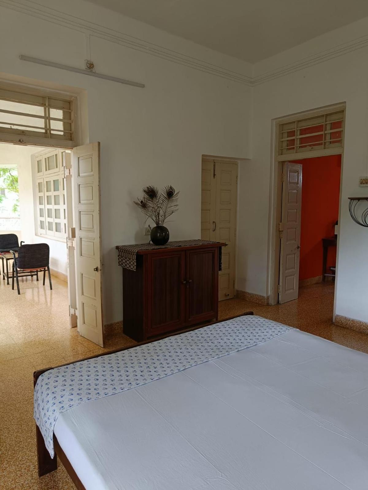 Srinekatan Heritage Villa Homestay Ахмедабад Екстериор снимка